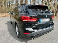 Gebraucht BMW X1 Advantage 140 PS (102 kW) 2020 Schwarz SUV