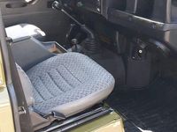 Gebraucht Land Rover Defender 122 PS (89 kW) 2002 Grün Kombi