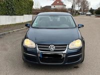 Gebraucht VW Jetta 105 PS (77 kW) 2006 Blau Limousine