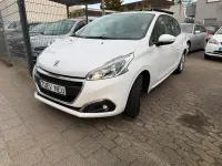 Gebraucht Peugeot 208 85 PS (62 kW) 2015 Weiß Kleinwagen