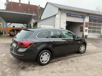 Gebraucht Opel Astra 165 PS (121 kW) 2012 Schwarz Kombi