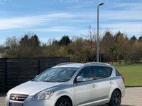 Gebraucht Kia Ceed 115 PS (84 kW) 2009 Grau Kleinwagen