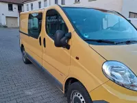 Gebraucht Opel Vivaro 114 PS (83 kW) 2010 Gelb Van / Kleinbus