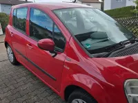 Używany Renault Modus 75 KM (55 kW) 2012 Czerwony Minivan
