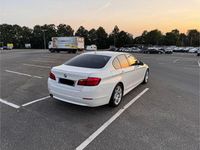 Usata BMW 520 Efficient Dynamics 184 CV (135 kW) 2011 Bianco Berlina