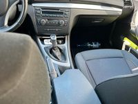 Second-hand BMW 116 116 CP (85 kW) 2011 Albastru Hatchback