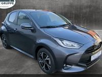 Neu Toyota Yaris Hybrid 116 PS (85 kW) 2025 Grau Limousine
