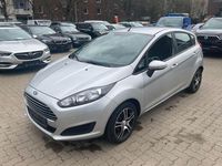 Gebraucht Ford Fiesta Trend 82 PS (60 kW) 2013 Silber Kleinwagen