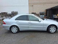 Gebraucht Mercedes C230 150 PS (110 kW) 2006 Silber Limousine