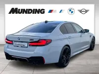Gebraucht BMW M5 M Sport 625 PS (459 kW) 2023 Gold Limousine