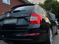 Gebraucht Skoda Octavia 110 PS (80 kW) 2017 Schwarz Kleinwagen