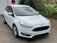 Gebraucht Ford Focus 101 PS (74 kW) 2018 Weiß Limousine