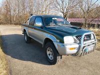 Usado Mitsubishi L200 133 HP (97 kW) 2003 Verde Pickup