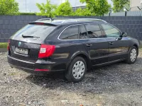 Gebraucht Skoda Superb Comfort 125 PS (91 kW) 2010 Schwarz Kombi