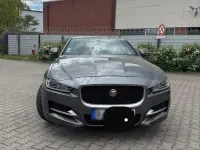 Gebraucht Jaguar XE Portfolio 179 PS (131 kW) 2015 Grau Limousine
