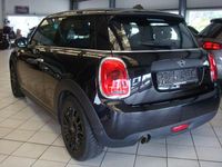 Second-hand Mini ONE 102 CP (75 kW) 2019 Negru Hatchback
