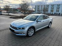 Gebraucht VW Passat 120 PS (88 kW) 2016 Silber Limousine