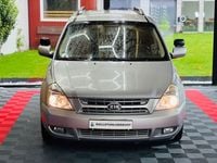 Gebraucht Kia Carnival 185 PS (136 kW) 2007 Silber Van / Kleinbus