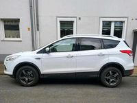 Gebraucht Ford Kuga 179 PS (131 kW) 2016 Weiß SUV