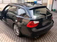 Gebraucht BMW 325 197 PS (144 kW) 2008 Schwarz Kombi