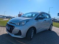 Gebraucht Hyundai i10 Classic 67 PS (49 kW) 2017 Silber Kleinwagen