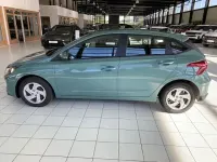Gebraucht Hyundai i20 Select 101 PS (74 kW) 2025 Gruen Kleinwagen