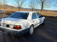 Second-hand Mercedes 200 75 CP (55 kW) 1987 Alb Berlinǎ