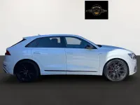 Gebraucht Audi Q8 Competition 286 PS (210 kW) 2023 Weiß SUV