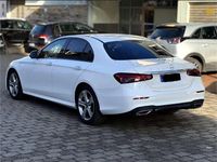 Gebraucht Mercedes E220 AMG line 194 PS (142 kW) 2025 Limousine