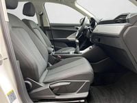 Gebraucht Audi Q3 Basis 150 PS (110 kW) 2024 Arkonaweiß SUV