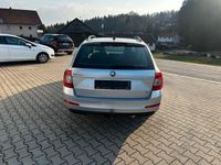 Gebraucht Skoda Octavia Elegance 150 PS (110 kW) 2015 Silber Kleinwagen