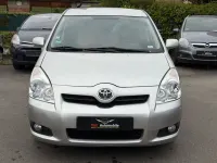 Gebraucht Toyota Corolla Verso Team 129 PS (94 kW) 2009 Silber Van / Kleinbus