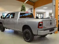 Neu Dodge Ram 416 PS (305 kW) 2025 Billet silver Pickup