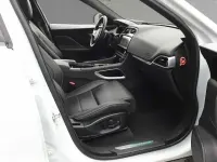 Gebraucht Jaguar F-Pace S 301 PS (221 kW) 2017 Glacier white metalic SUV