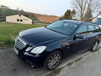 Second-hand Mercedes E250 150 CP (110 kW) 2011 Albastru Break