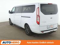 Gebraucht Ford Tourneo Titanium 185 PS (136 kW) 2020 Weiß Van / Kleinbus