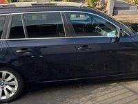 Gebraucht BMW 525 Sport Line 197 PS (144 kW) 2007 Kombi
