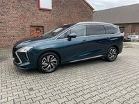 Gebraucht DFSK Forthing 4 177 PS (130 kW) 2025 Grün Van / Kleinbus