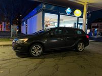 Gebraucht Opel Astra 110 PS (80 kW) 2015 Schwarz Kombi