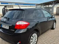 Gebraucht Toyota Auris 99 PS (72 kW) 2010 Schwarz Kleinwagen