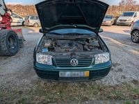 Gebraucht VW Bora 105 PS (77 kW) 1999 Grün Limousine