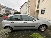 Gebraucht Ford Focus 75 PS (55 kW) 2001 Silber Limousine