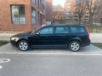 Używany Volvo V70 163 KM (119 kW) 2007 Czarny Kombi