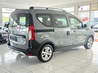 Gebraucht Dacia Dokker Stepway 116 PS (85 kW) 2017 Grau Van / Kleinbus
