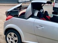 Gebraucht Opel Tigra 90 PS (66 kW) 2004 Silber Cabrio