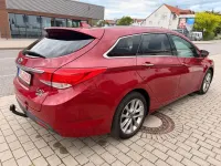 Gebraucht Hyundai i40 Premium 136 PS (100 kW) 2015 Rot Kombi