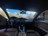 Gebraucht BMW 320 163 PS (119 kW) 2009 Schwarz Kombi