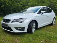 Używany Seat Leon FR 125 KM (91 kW) 2015 Biały Sedan/Limuzyna