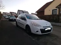 Gebraucht Renault Clio III 75 PS (55 kW) 2011 Weiß Kleinwagen