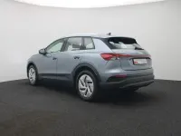 Gebraucht Audi Q4 e-tron Comfort 150 kW (204 PS) 2023 Geysirblau metallic SUV